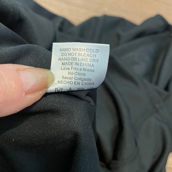 Twelve byOntWelfth Long Sleeve Lace Up Thong Bodysuit - Picture 11 of 13